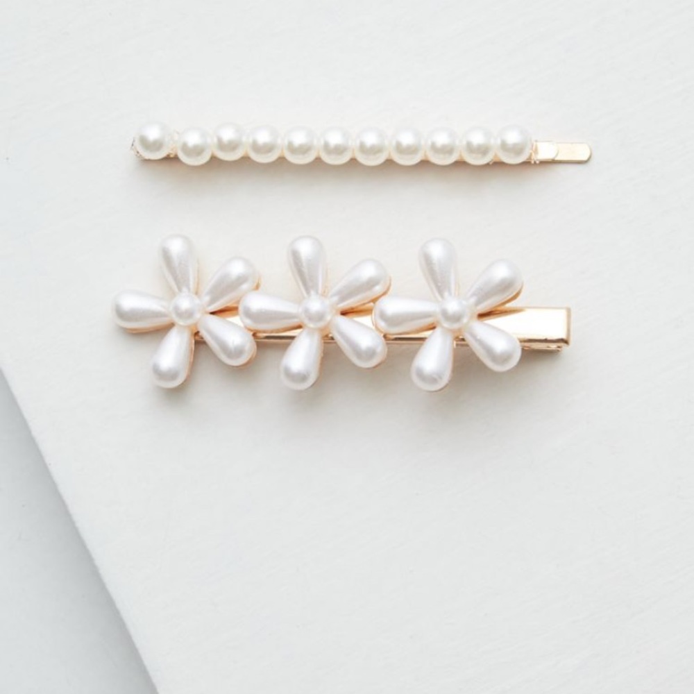 Pearl Flower Hair Clips